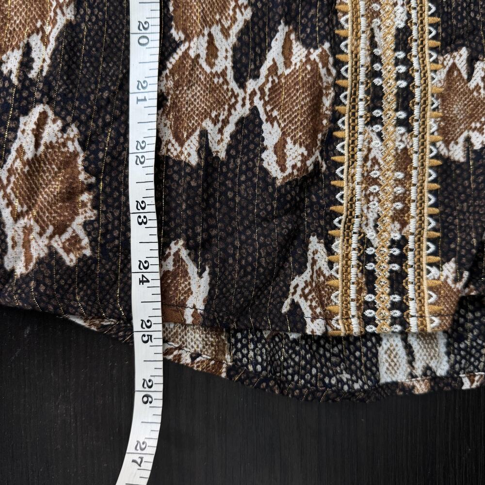 Savanna Jane Top Womens Medium Embroidered Floral Animal Snake Metallic Blouse - Picture 10 of 11